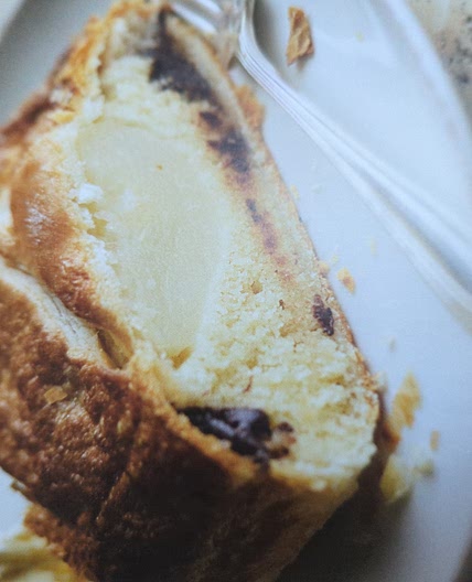 Pear & Chocolate Puff Pie