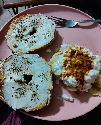 Fall cottage cheese 🍂🍁 and Hawaiian everything bagels.