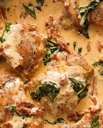 CHICKEN WITH CREAMY SUN DRIED TOMATO SAUCE