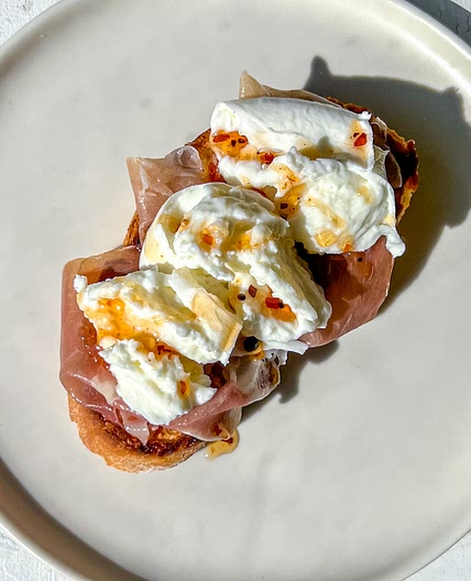 Prosciutto with Roasted Garlic and Mozzarella Sandwich
