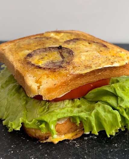 Sucuk egg toast sandwich