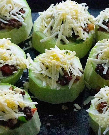 Lentil and tomato stuffed marrow
