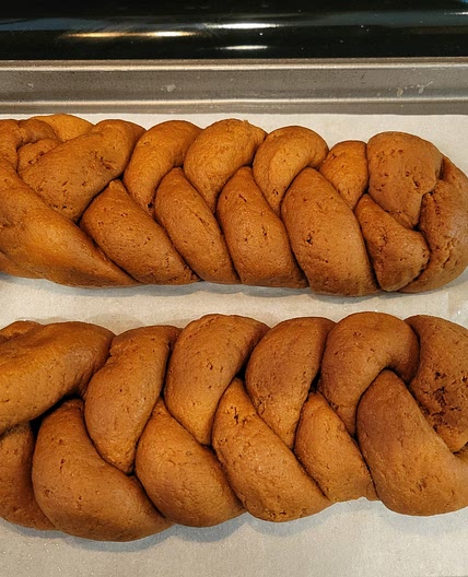 Oat Challah (100% oat flour) braidable.