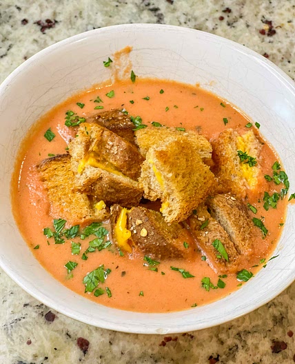 Slow cooker tomato soup 