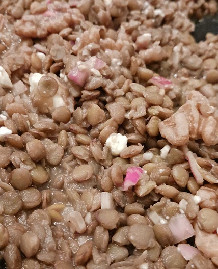 Lentils with walnuts and feta