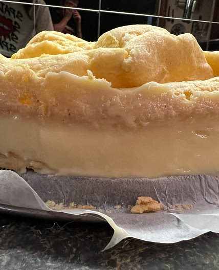 Karpatka eclair tart