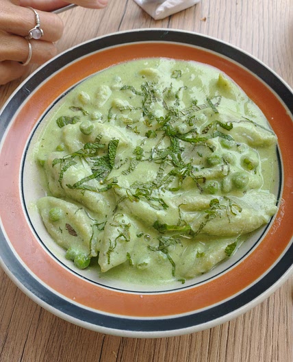 Pâtes sauce petits pois menthe