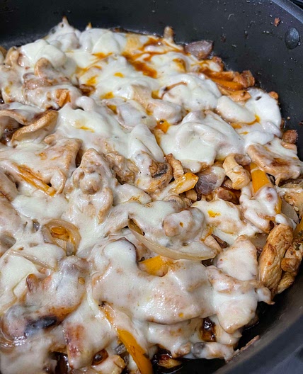 Chicken and mushroom sandwich