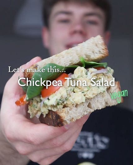 THE BEST CHICKPEA “TUNA“ SALAD 🐟🌱