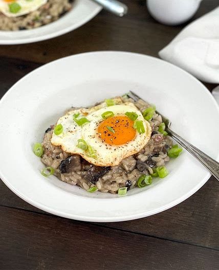 Cheesy Ham and Mushroom Breakfast Risotto in the Instant Pot