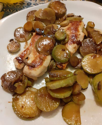 Poêlée de courgettes et poulet
