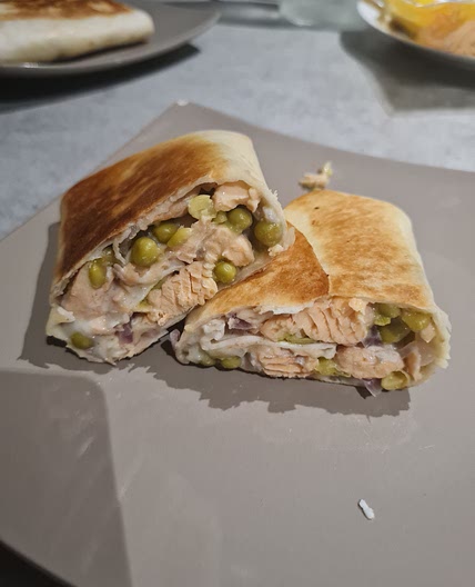 Wrap au saumon et petit pois