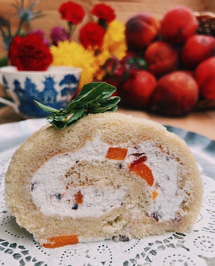 Peach Roly Poly Cake