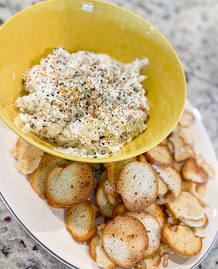 Bagels and lox dip 