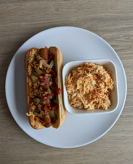 Hot-dogs vegan et leur coleslaw