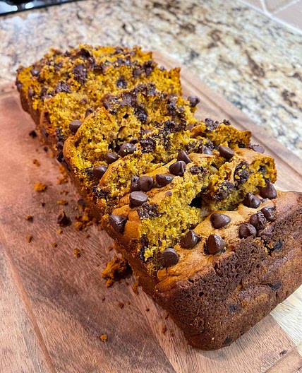 Chocolate Chip Pumpkin Bread !🍫🎃🍞