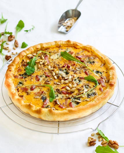 Tarte d’automne à la courge, roquefort & noix