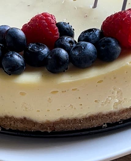 Vanilla Bean Cheesecake 