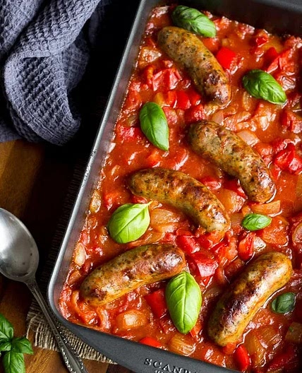 How to Make an Easy Sausage Casserole in Just One Pan!