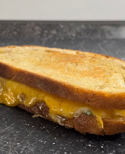 The viral garlic butter cheese sandwich