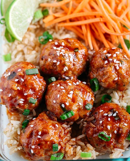 Honey Sriracha Glazed Meatballs