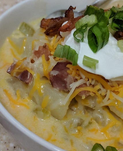 Creamy Potato Soup (#BricknellFamilyRecipe)