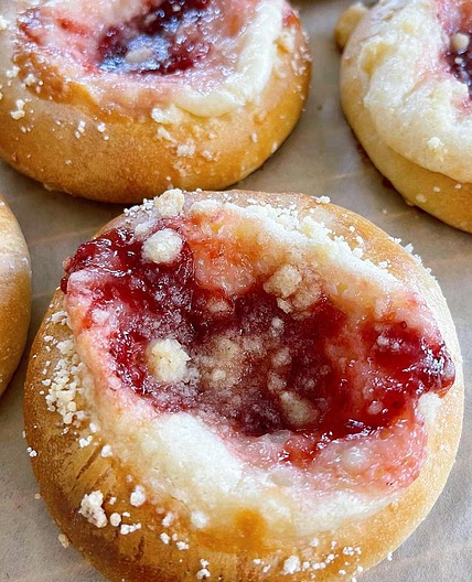 Cream cheese buns with homemade strawberry jam