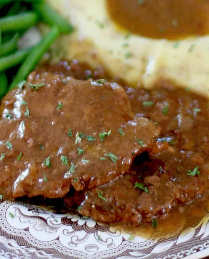 Crock Pot Cubed Steak (+Video)