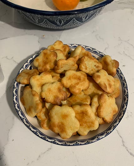 Keto Cheese Puffs