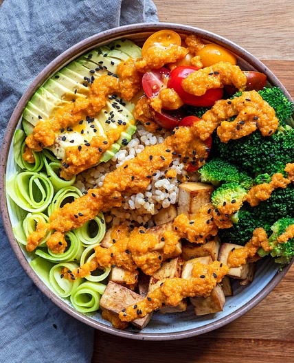 Garlicky Tofu Bowl w/ Carrot Ginger Dressing — The Yummy Vegan