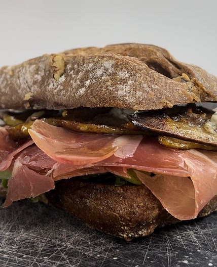 Pear gorgonzola sandwich