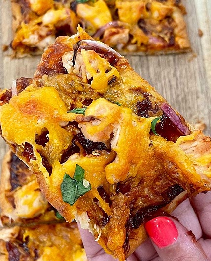 Bbq chicken flatbread