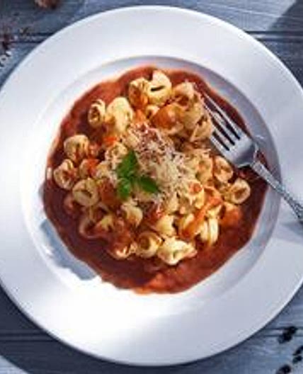 Creamy Tomato Tortellini