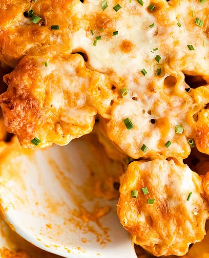 Creamy Buffalo Chicken Lasagna Rolls