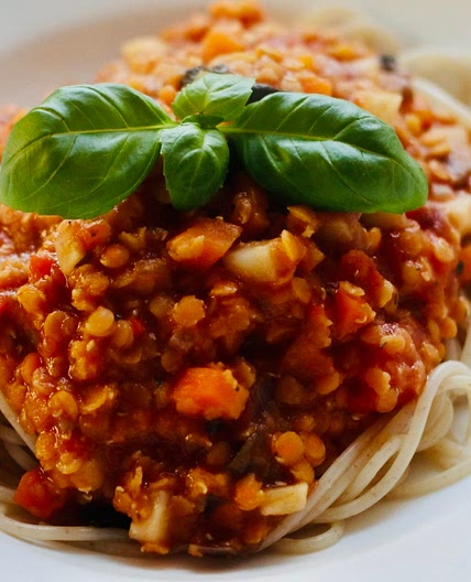 Spaghetti mit Champignon-Linsen-Bolognese