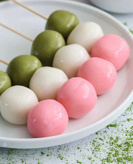 Hanami Dango (tri-colour)