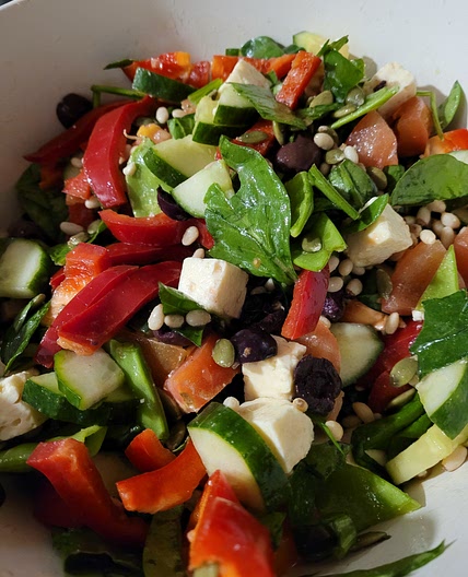 Easy Spring Salad Lunch for a week