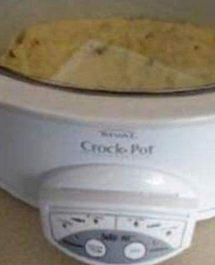 Easy Crock Pot Creamy Chicken