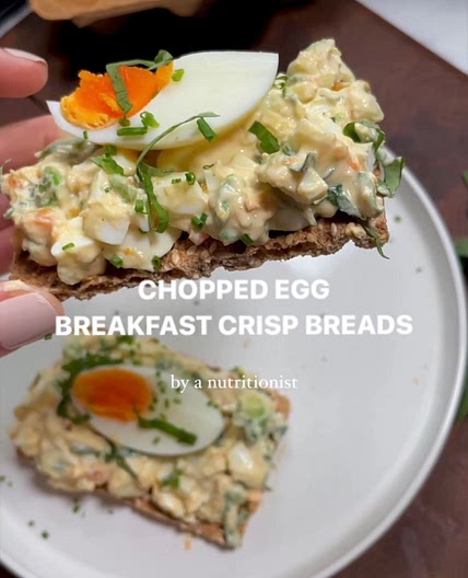 Chopped Egg Breakfast Crisp Breads