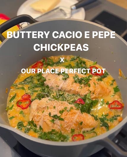 Buttery Cacio E Pepe Chickpeas