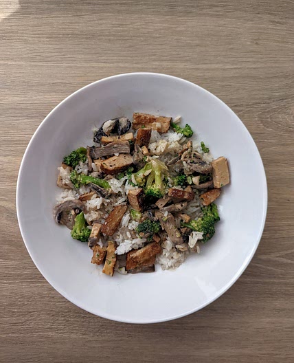Riz brocolis champignons
