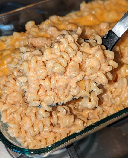 Creamiest Garlic Macaroni n Cheese 🧀