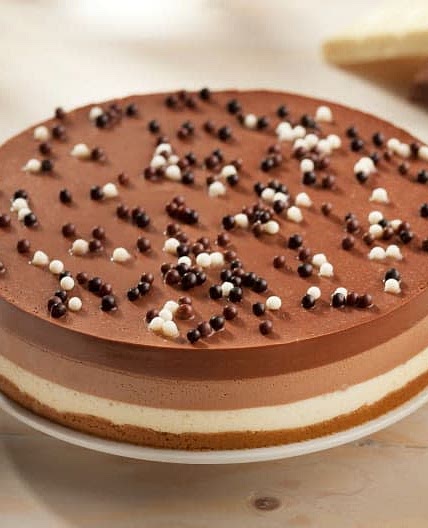 Tarta a los tres chocolates