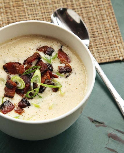 Creamy Cauliflower and Bacon Soup Recipe