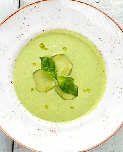 SOUPE FROIDE COURGETTE & MENTHE