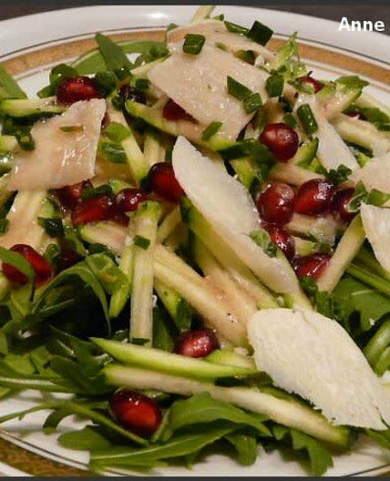 SALADE CÉSAR À LA COURGETTE