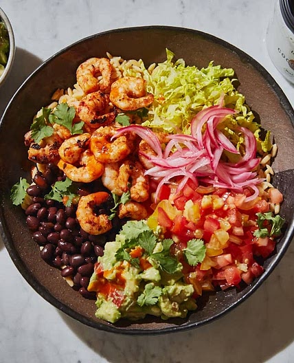 Burrito bowl aux crevettes grillées