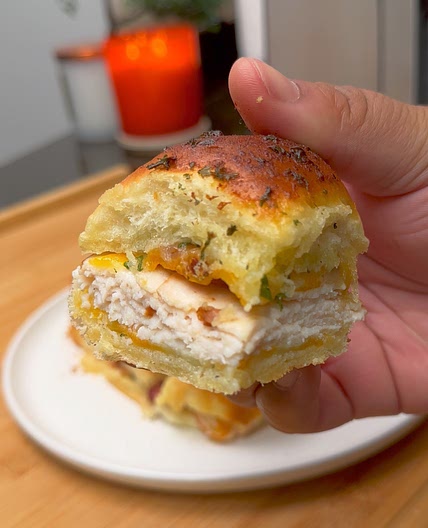 Air Fryer Chicken, Bacon & Ranch Sliders 