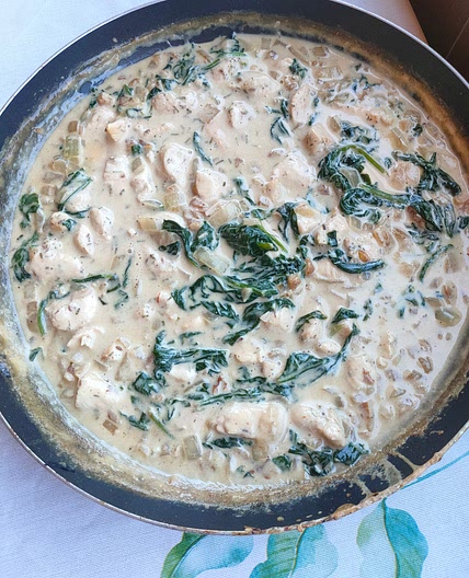 POLLO CON CREMA Y ESPINACAS😋
