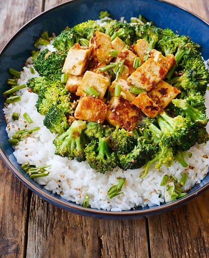 Tofu et brocoli sauté a l'asiatique